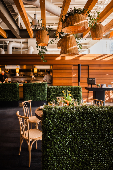 Seattle-Wedding-and-Event-Lighting-Featuring-Chandeliers-by-LightSmiths-Novelty-Hill-Januik-Winery