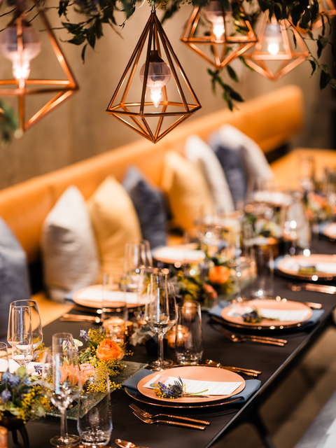 Seattle-Wedding-and-Event-Lighting-Featuring-Chandeliers-by-LightSmiths-Novelty-Hill-Januik-Winery